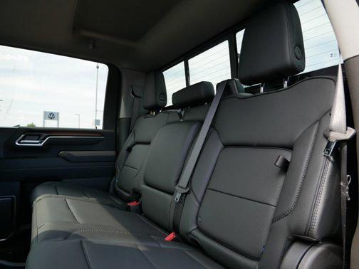 2025 GMC Sierra 3500 Denali