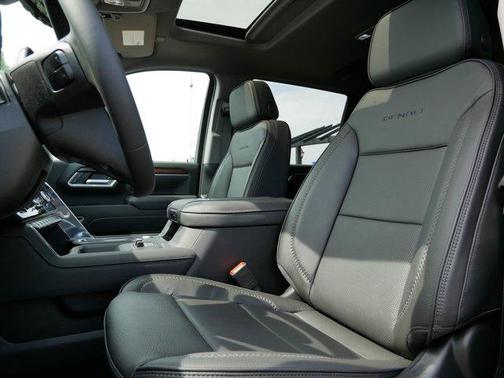 2025 GMC Sierra 3500 Denali