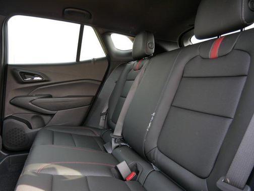 2025 Chevrolet Trax FWD 2RS