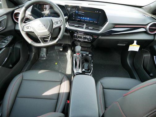 2025 Chevrolet Trax FWD 2RS