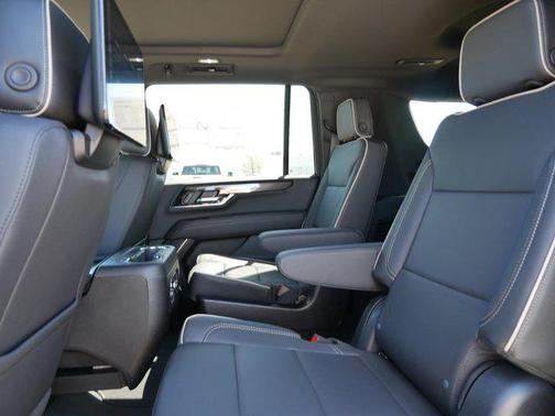 2025 GMC Yukon XL 4WD Elevation