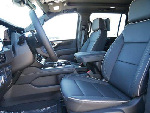 2025 GMC Yukon XL 4WD Elevation