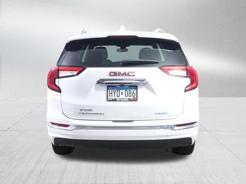 2022 GMC Terrain Denali