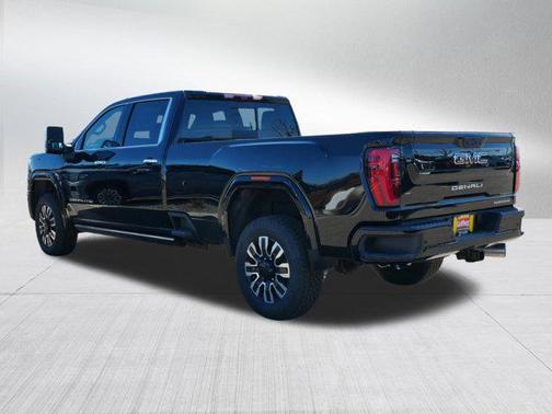 2025 GMC Sierra 3500 Denali