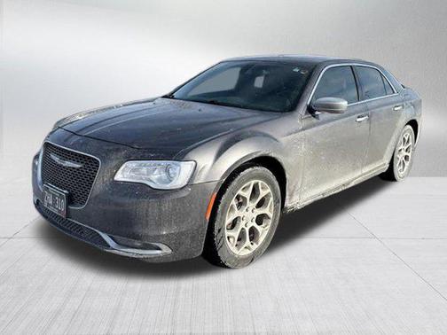 2017 Chrysler 300C Platinum
