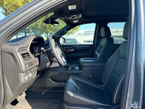2022 GMC Yukon XL SLT