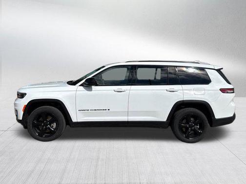 Bright White Clearcoat 2023 Jeep Grand Cherokee L Limited