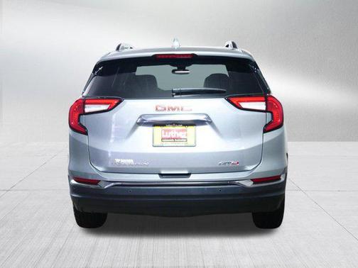 Sterling Metallic 2023 GMC Terrain AWD AT4