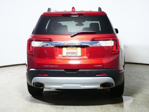 Volcanic Red Tintcoat 2023 GMC Acadia AWD SLT