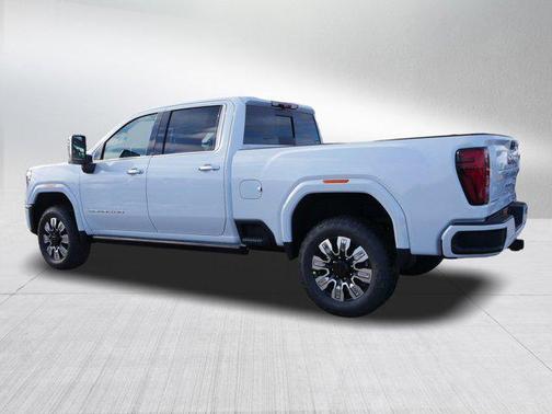 2026 GMC Sierra 3500 Denali