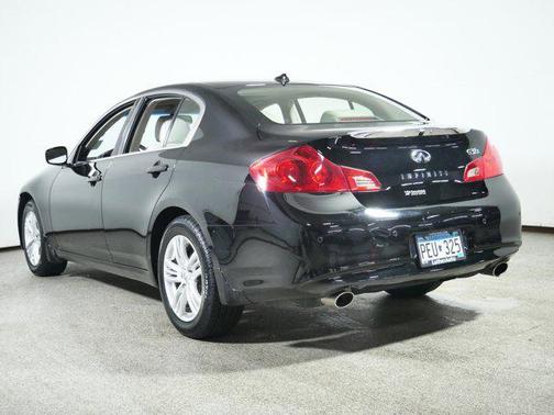 2013 INFINITI G37x Base