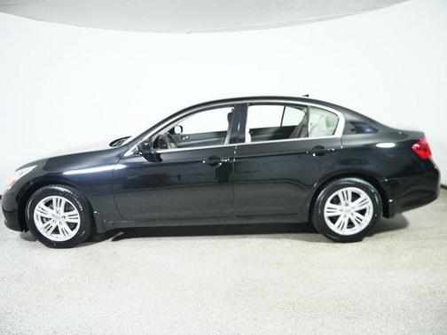 2013 INFINITI G37x Base