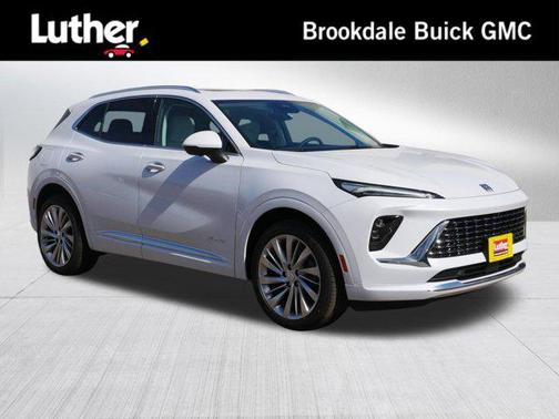 Iridescent White Tricoat 2026 Buick Envision Avenir AWD