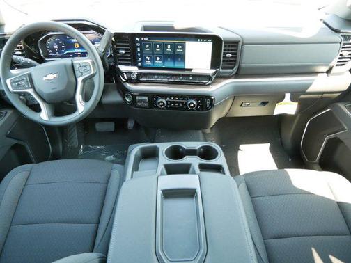 2025 Chevrolet Silverado 3500 LT