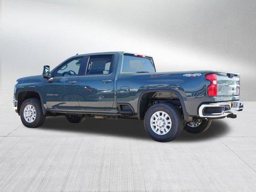 2025 Chevrolet Silverado 3500 LT