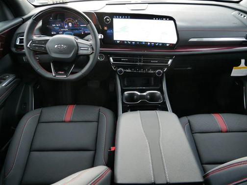 Mosaic Black Metallic 2026 Chevrolet Traverse RS