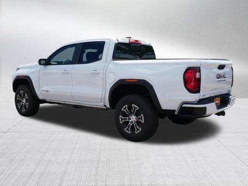 2025 GMC Canyon Base