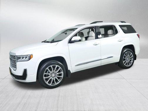 2022 GMC Acadia Denali
