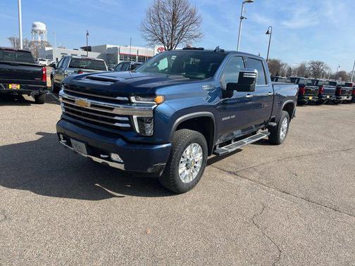 2022 Chevrolet Silverado 3500 High Country