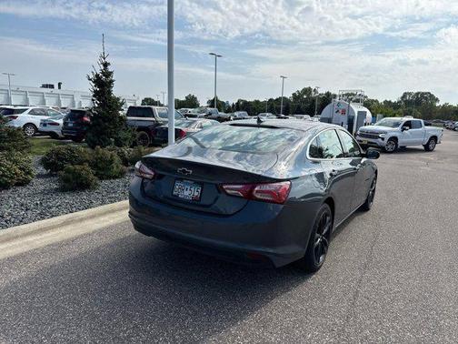 2021 Chevrolet Malibu FWD LT