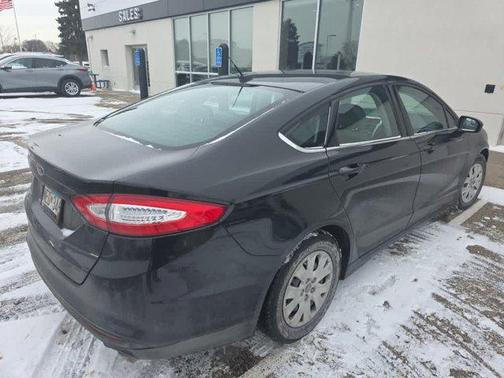 2014 Ford Fusion S