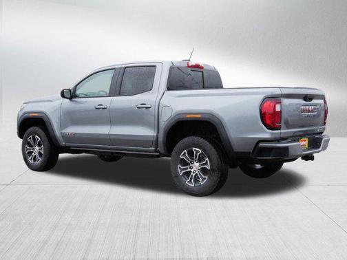 2025 GMC Canyon Base