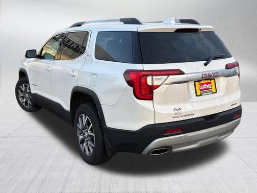 White Frost Tricoat 2022 GMC Acadia AWD SLT