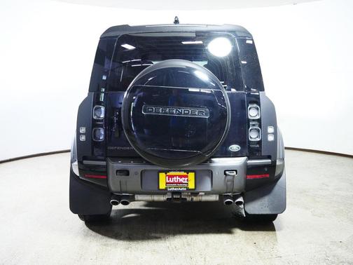 Carpathian Grey Premium Metallic 2023 Land Rover Defender 110 Carpathian Edition