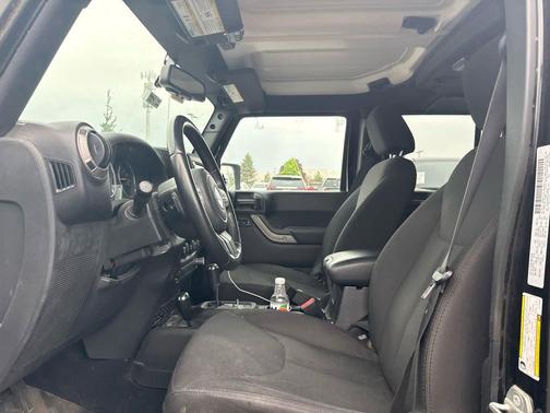 Black Clearcoat 2016 Jeep Wrangler Unlimited Sport
