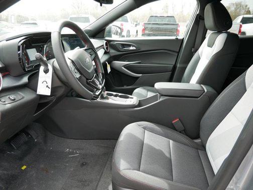 2025 Chevrolet Trax FWD 1RS