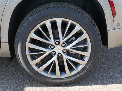 moonstone gray metallic 2026 Buick Enclave Avenir