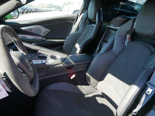 2026 Chevrolet Corvette Stingray w/2LT