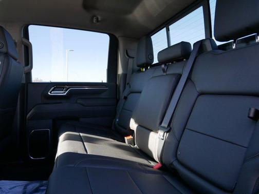 2026 Chevrolet Silverado 3500 LT