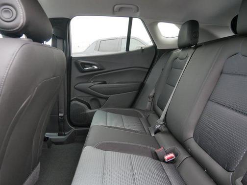 Summit White 2026 Chevrolet Trax LT