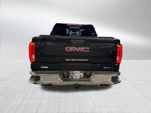 2022 GMC Sierra 1500 SLT
