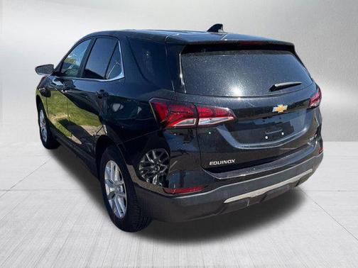 Mosaic Black Metallic 2022 Chevrolet Equinox 1LT