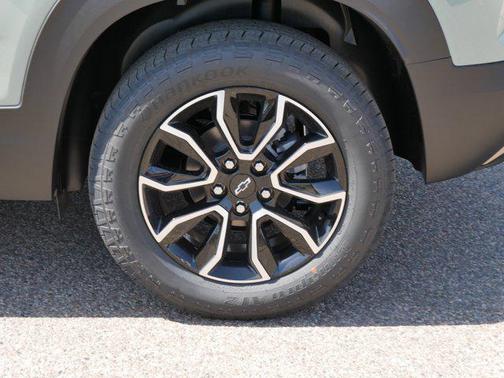 Cacti Green 2026 Chevrolet Trailblazer ACTIV