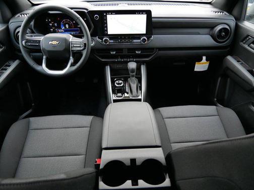 2025 Chevrolet Colorado WT