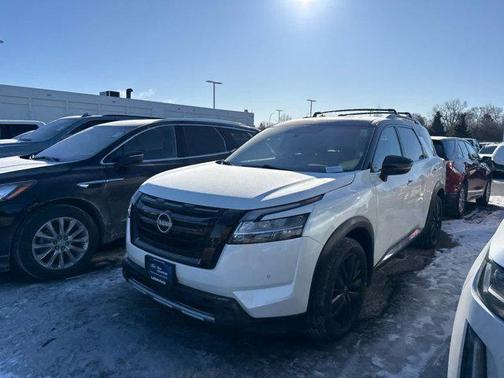 2023 Nissan Pathfinder Platinum 4WD