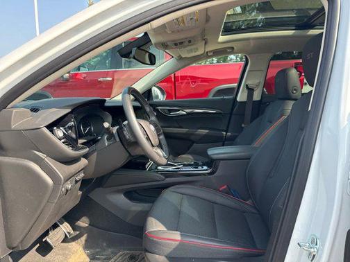 2023 Buick Envision Essence AWD