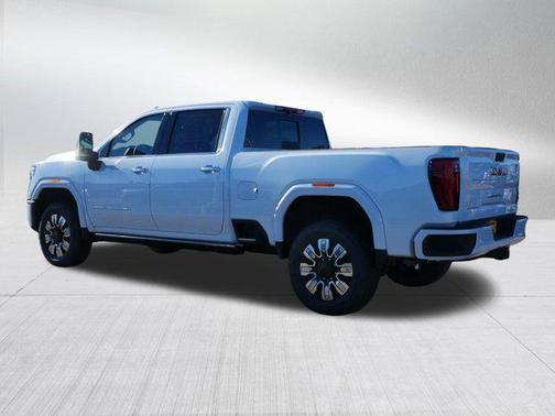 2026 GMC Sierra 3500 Denali