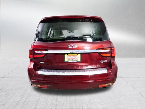 Coulis Red 2022 INFINITI QX80 Luxe