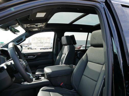 2025 GMC Yukon XL 4WD Elevation