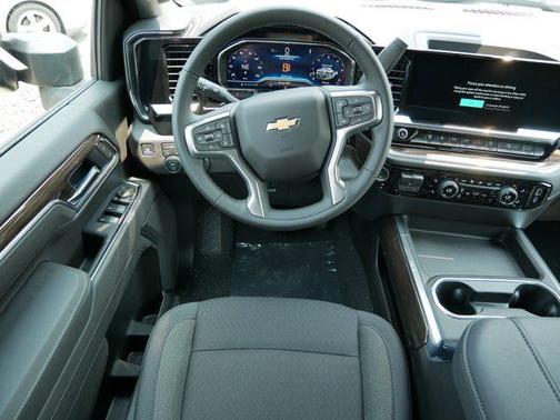 2025 Chevrolet Silverado 3500 LT