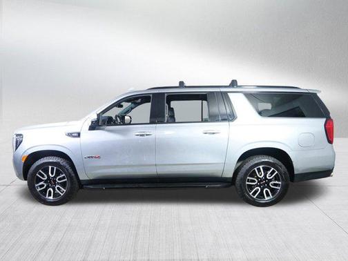 2023 GMC Yukon XL 4WD AT4