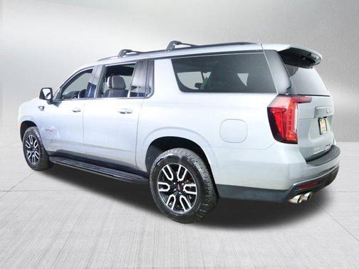 2023 GMC Yukon XL 4WD AT4