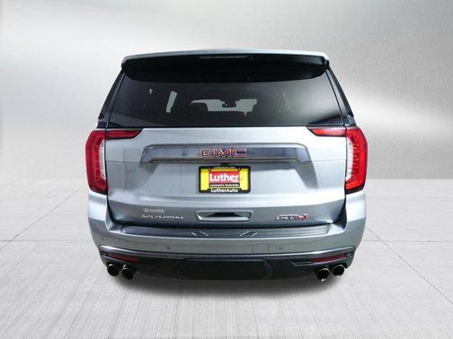 2023 GMC Yukon XL 4WD AT4