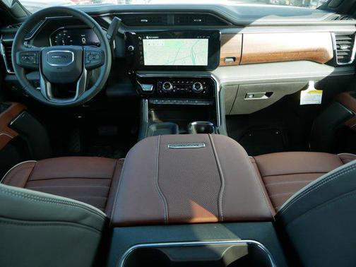 2025 GMC Sierra 3500 Denali