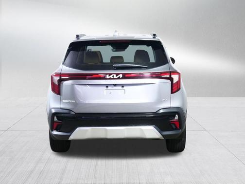 Steel Gray 2024 Kia Seltos EX