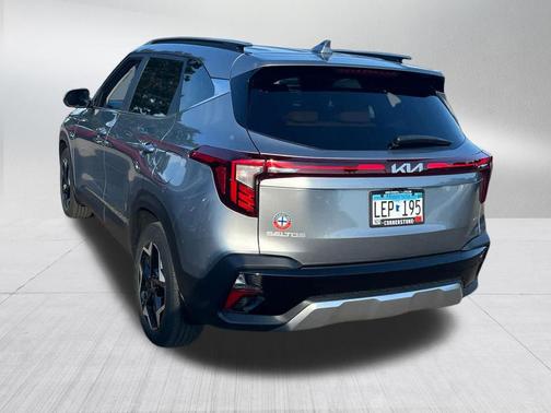 Steel Gray 2024 Kia Seltos EX